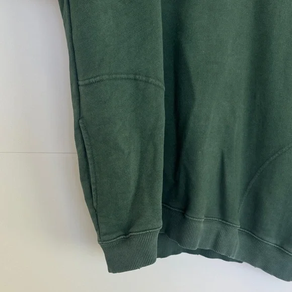 Aerie Women’s V Neck Green Pullover Sweatshirt - Picture 3 of 4